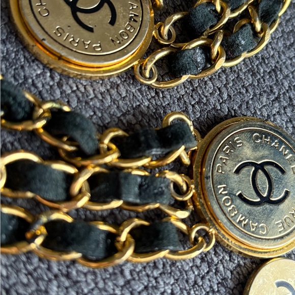 💝 VINTAGE CHANEL 31 RUE CAMBON CHAIN BELT 💝 trades welcome ⭐️ - Picture 4 of 12